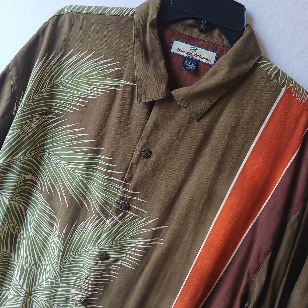 Tommy Bahama Shirt Large Brown Silk Hawaiian Floral Tropical Camp Vacation #811
